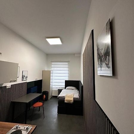 Homeherne Apartments Exterior photo